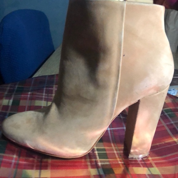 Tan - Picture 2 of 2